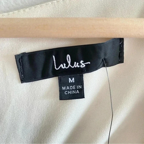 LULU'S Lovely Type Ivory Floral Print Puff Sleeve A-Line Mini Dress Sz Medium - Picture 5 of 13